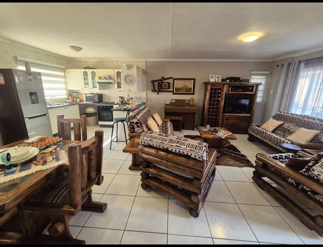 3 BEDROOM HOUSE FOR SALE IN VANDERBIJLPARK SE 3